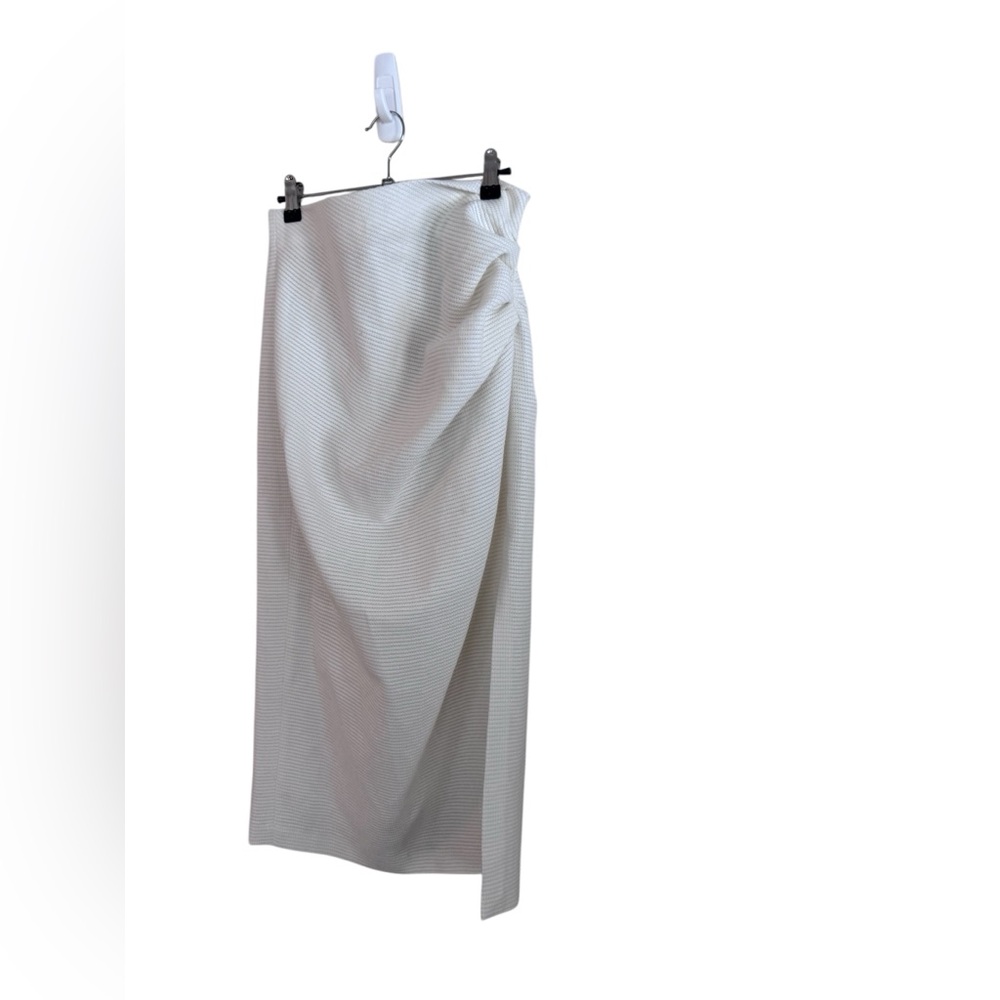 NWOT Zara Ruched White Midi Skirt Size L